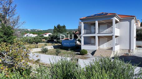 OTOK RAB, BARBAT - Kuća na odličnoj lokaciji 100 m od mora