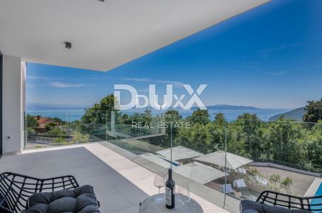 OPATIJA – Moderna luksuzna vila s dvije stambene jedinice i panoramskim pogledom na more