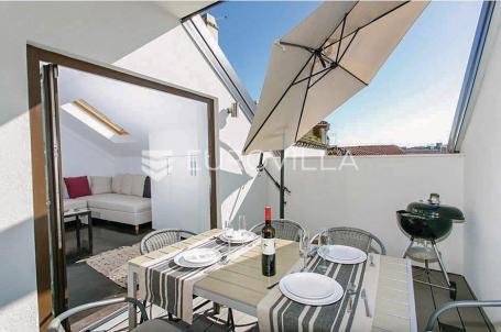 Zadar, Poluotok, luksuzna moderna vila u centru grada 160 m²