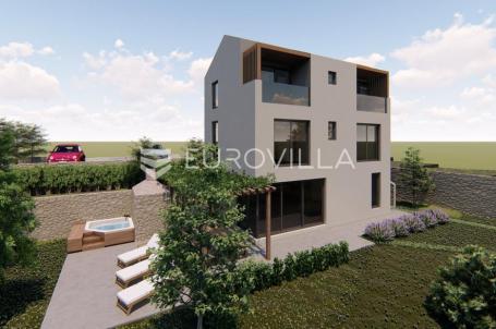 Šibenik okolica - zemljište s pravomoćnom građevinskom dozvolom