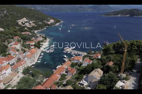 Otok Šipan, građevinsko zemljište 504 m², drugi red do mora