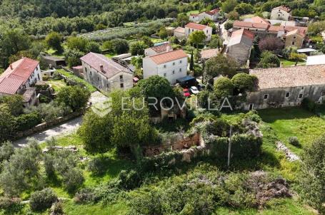 Istra, Višnjan, Autentična istarska stancija, 470 m², s građevinskom dozvolom
