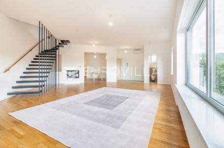 Zagreb, Gračani, NOVOGRADNJA, dvoetažan peterosoban stan 228,66 m² s vrtom