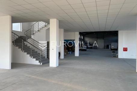 Slavonski Brod, industrijska zona, poslovna zgrada 1.350 m², blizina autoceste