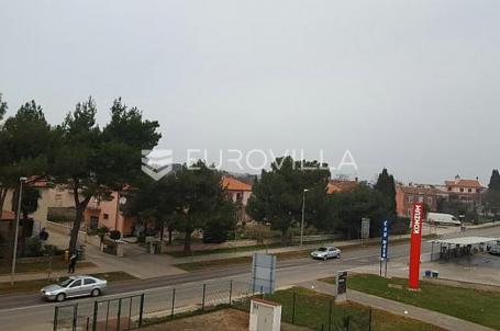 Istra, Rovinj, najam poslovne zgrada 1260 m² na frekventnoj lokaciji