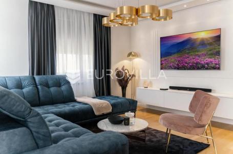 Zagreb, Savica, luksuzan trosoban stan s parkingom 92 m²