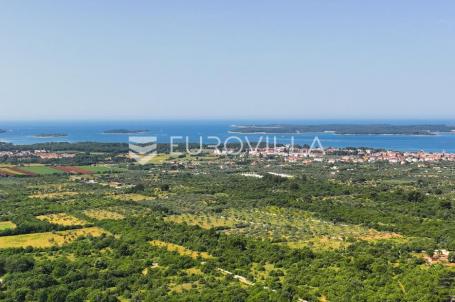 Istra, Vodnjan - građevinsko zemljište sa svim plaćenim komunalijama i građevinskom dozvolom 512 m2 