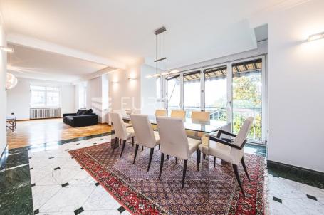 Zagreb, Pantovčak, peterosoban stan s neto korisnom površinom od 301 m²