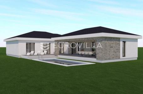 Marčana, građevinsko zemljište s idejnim projektom, 653 m2