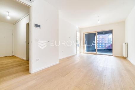 Zagreb, Črnomerec, vrhunska novogradnja, četverosoban stan površine 88.14 m²