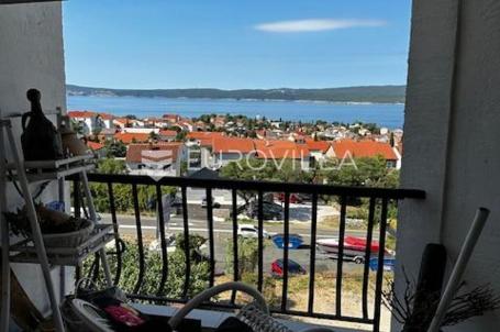 Crikvenica, Selce, trosoban stan, 76,54 m², 2 garaže, balkon, pogled