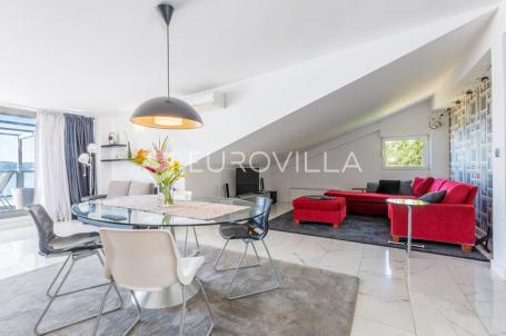 Dugi Rat, Jesenice, penthouse s pogledom na more