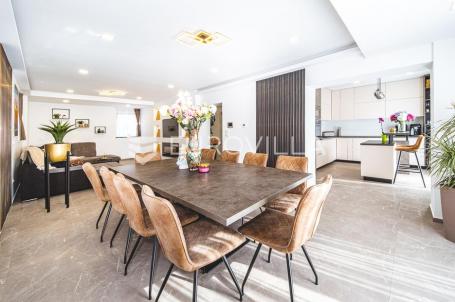 Zagreb, Podsused, predivna moderna kuća 278 m²