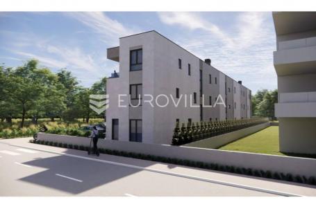 Pula, Valmade, dvosoban stan u prizemlju s vrtom, novogradnja