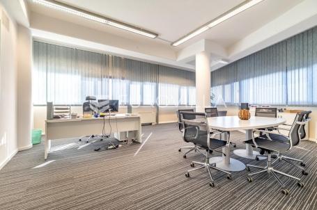 Zagreb, Branimirova, poslovni prostor za zakup 1140 m2 unutar poslovne zgrade novije gradnje