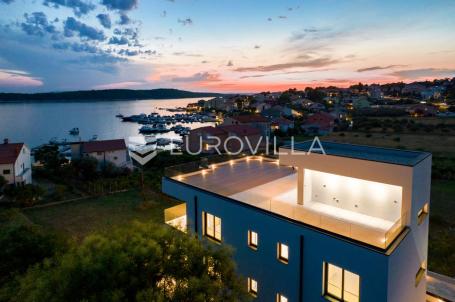 Otok Rab, Barbat, moderan penthouse 107 m², krovna terasa
