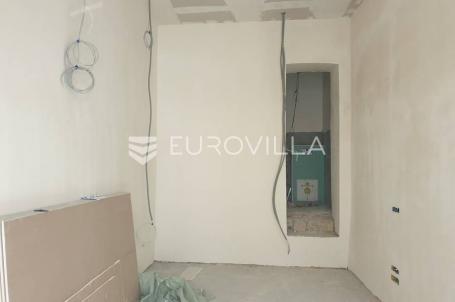 Nova Ves, ulični poslovni prostor za zakup 16 m2