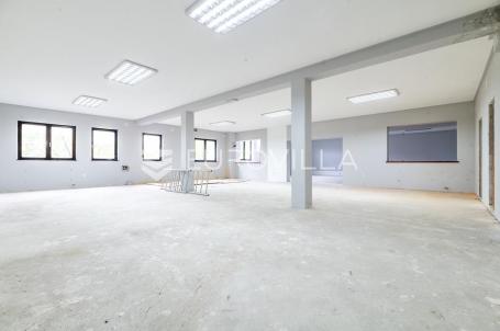 Zagreb, Mlinovi, Grašćica, višesoban stan, 683 m². 