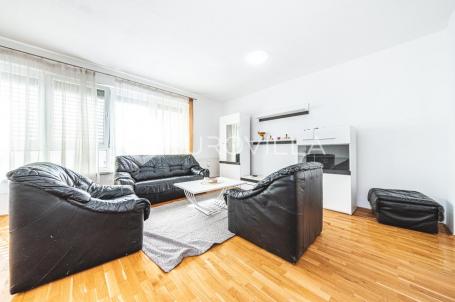 Zagreb, Črnomerec, trosoban stan neto korisne površine od 70,52 m² vanjsko parkirno mjesto
