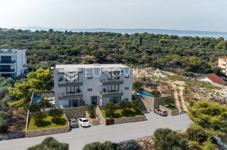 Čiovo, novogradnja, moderan trosoban stan površine 109,35 m²