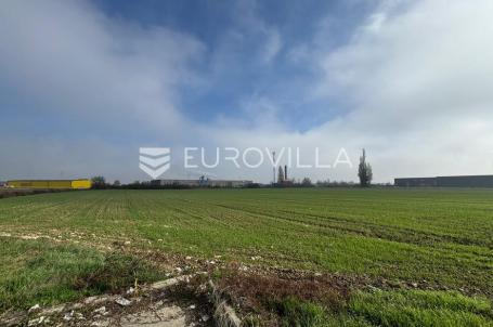 Đakovo, Industrijska zona, atraktivno građevinsko zemljište 14056 m²