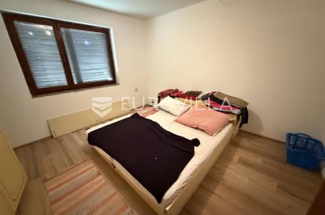Osijek, Tenja, na prodaju katnica sa dvorišnim stanom na parceli od 517 m2