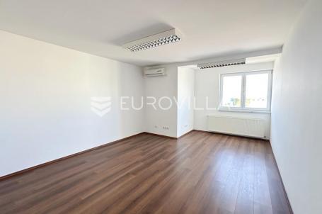 Vinkovci, Jošine, poslovni prostor uredske namjene 80 m²
