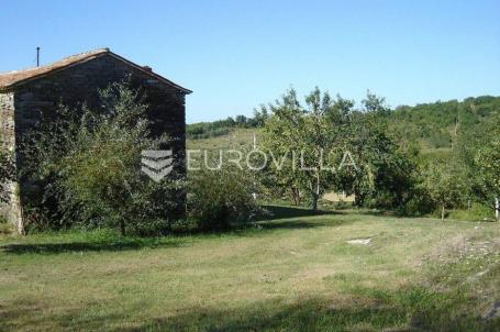 Karojba, kompleks zemljišta na lokaciji koja pruža privatnost, 16,637 m2