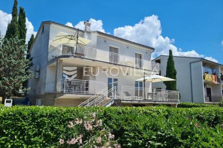 Crikvenica, Dramalj, prekrasna kuća sa 5 apartmana u blizini mora