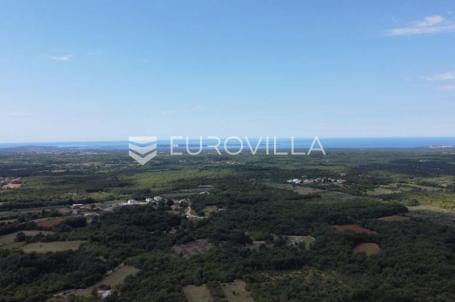 Istra, Svetvinčenat, kombinirano zemljište s pravomoćnom građevinskom dozvolom
