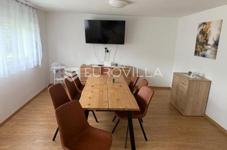 Duga Resa, Belavići, kuća 320 m², otvoreni pogled na Mrežnicu
