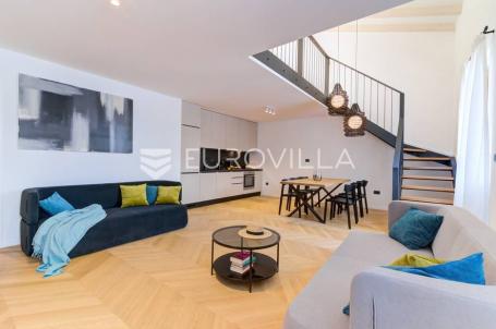 Opatija, Volosko, luksuzan četverosoban stan u prvom redu do mora NKP 132,51 m2