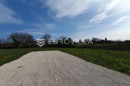 Istra, Žminj, građevinsko zemljište 480m2