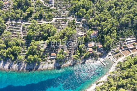 Korčula, Vela Luka, građevinsko zemljište 2. red uz more