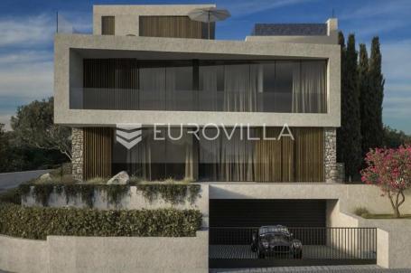 Istra, Savudrija, luksuzna vila u prestižnom resortu s privatnim bazenom