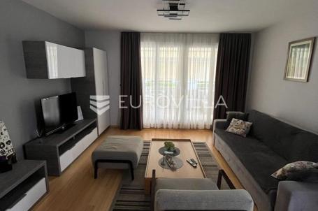 Zadar, Petrčane, moderan jednosoban stan, drugi red od mora, 47.95 m²