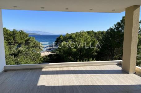 Krk, penthouse 100 m², prvi red do mora sa fantastičnim pogledom
