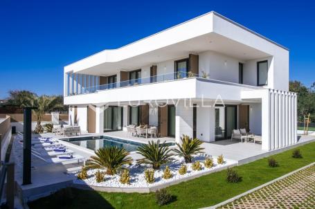 Zadar, luksuzna vila s bazenom, Savršen spoj elegancije i komfora