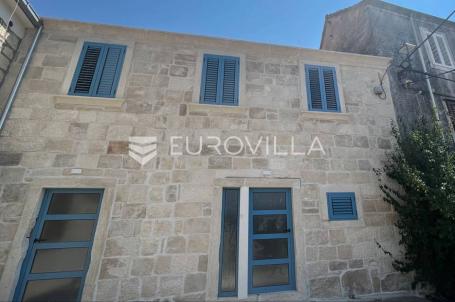 Otok Korčula, Žrnovo, stan u kamenoj kući