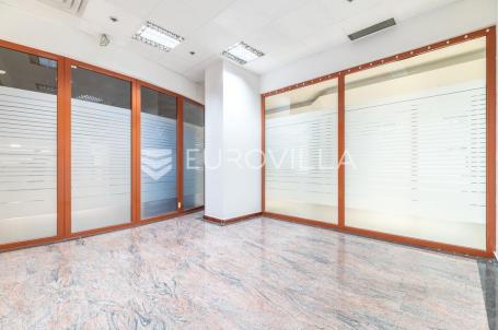 Zagreb, Donji grad, poslovni prostor 19,5 m2