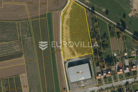 Požega, atraktivno zemljište u gospodarsko-poslovnoj zoni – 6.221 m² + pristupni put 334 m²