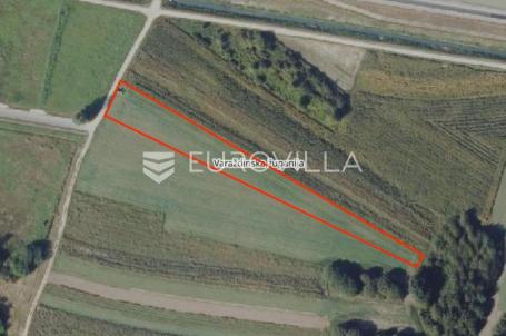 Trnovec Bartolovečki, Trnovec, zemljište u industrijskoj zoni Istok, površine 5032 m²