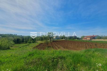 Istra, Novaki Motovunski, građevinsko zemljište