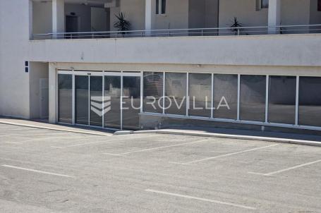Rogoznica, poslovni prostor, 491 m²