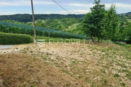 Samobor, Molvice, atraktivno građevinsko zemljište površine 719 m2