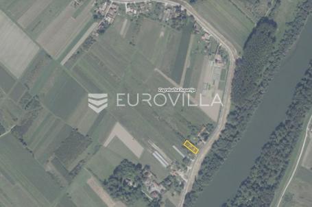 Velika Gorica, Bukevje, građevinsko zemljište sa roh-bau kućom, 1754m2