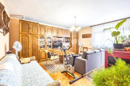 Velika Gorica, funkcionalna kuća 400 m2