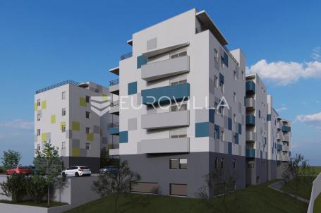 Split, Mejaši, roh-bau poslovni prostor ukupne površine 188 m2