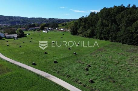 Pazin, Rijavac, građevinsko zemljište pravilnog oblika