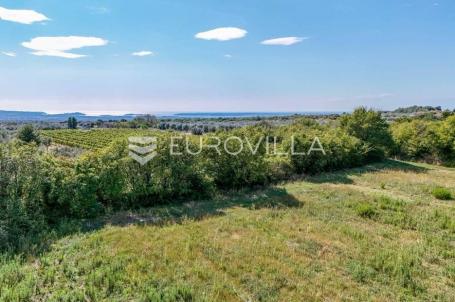 Istra, Vodnjan, građevinsko zemljište na atraktivnoj lokaciji s pogledom na more